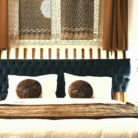 Inn Dome Downtown
