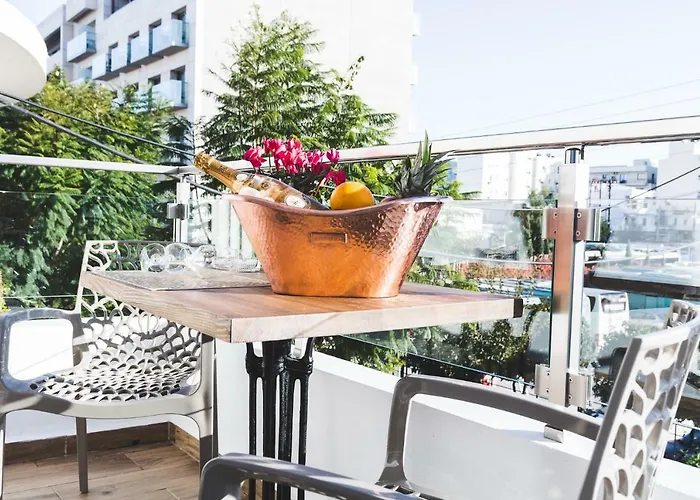 Мини-отель Dome Downtown