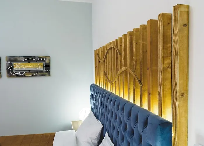 Dome Downtown Fogadó 3*