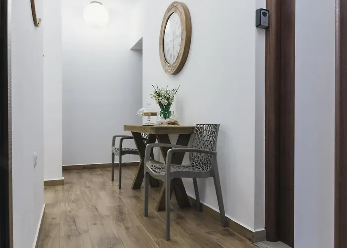 Dome Downtown Fogadó Hriszí Aktí Haniá